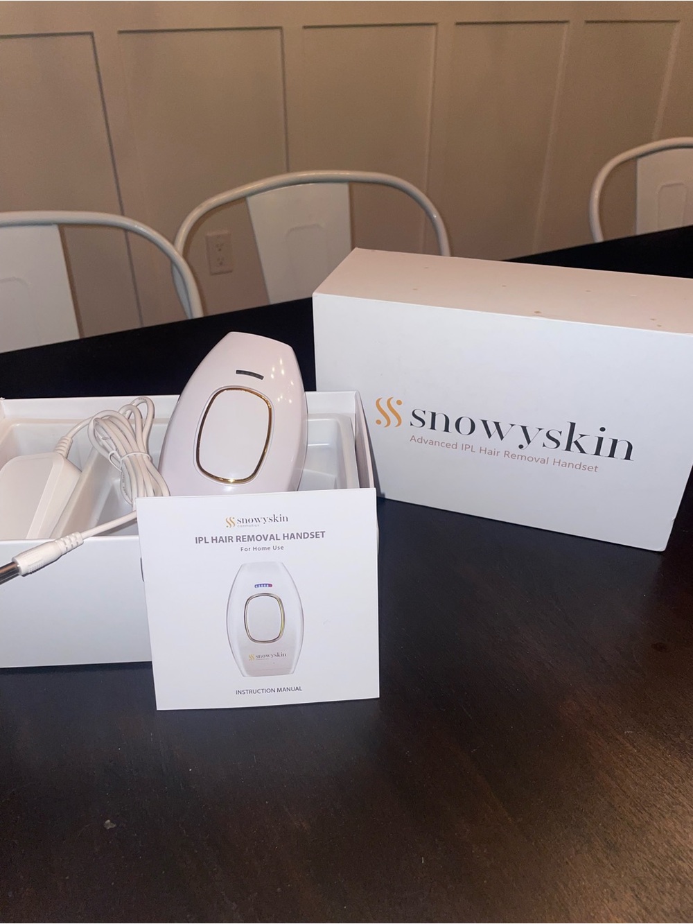 SnowySkin IPL Hair Removal Handset in White and Gold